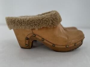 Vtg Staccato Clogs Leather Wood Heel Stutted Shearling Y2K Size 9 Bratz